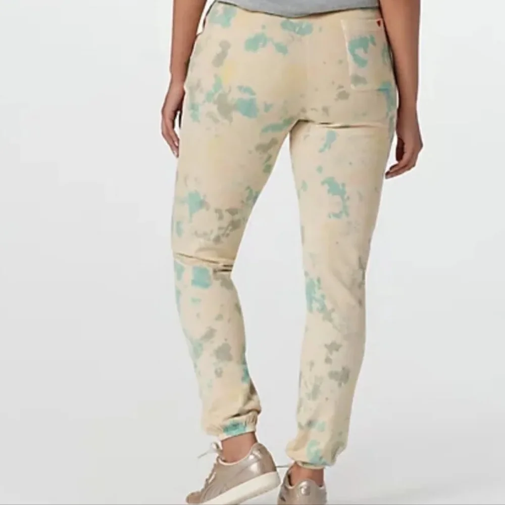 Peace Love World joggers tie dye - Picture 2 of 2